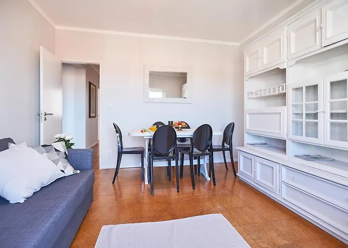 Apartment Center Sea View I