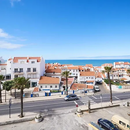 Center Sea View I شقة *